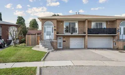 Semi-Detached in Mississauga