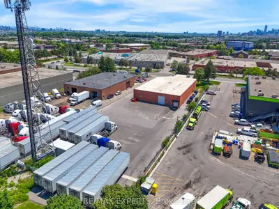 135 Watline Avenue, Mississauga, On L4z 1p2