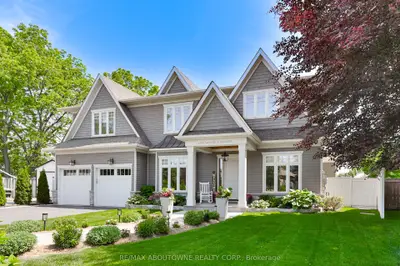 Detached in Oakville