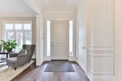 408 Saville Crescent, Oakville, On L6l 3t8