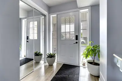 56 Arizona Drive, Brampton, On L6y 0r6