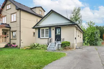 Detached in Mississauga