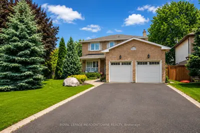 Detached in Milton