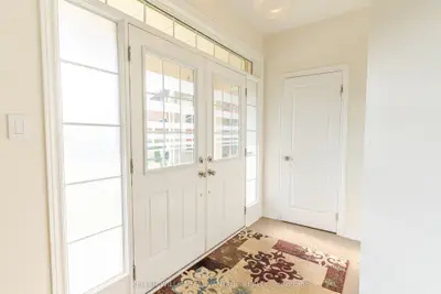 8 Teaberry Terrace, Brampton, On L6y 0y1