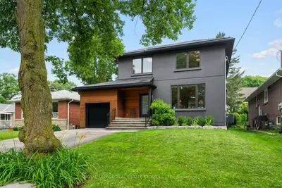 8 Firwood Crescent, Toronto, On M9b 2v7