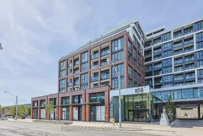 Condo Apartment in Toronto