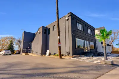 1563 Dundas Street W, Mississauga, On L5c 1e3