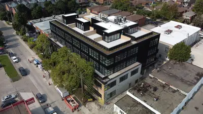 300 Geary Avenue 405, Toronto, On M6h 2c5