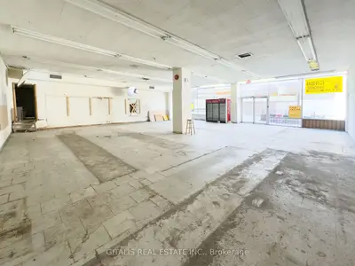 160 Springhurst Avenue Vs, Toronto, On M6k 1c2