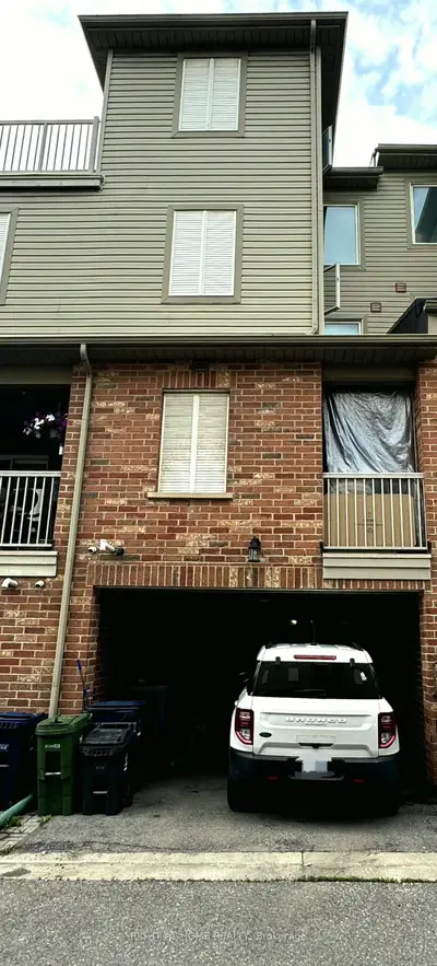 104 Odoardo Di Santo Circle, Toronto, On M3l 0e8