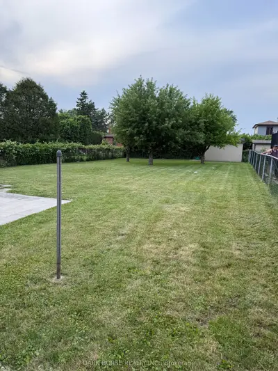 76 Calvington Drive, Toronto, On M3m 2m1