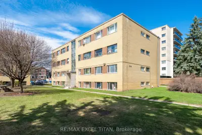 Condo Apartment in Burlington