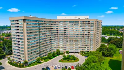 Condo Apartment in Toronto