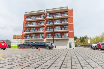 Condo Apartment in Orangeville