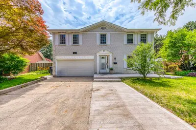 Detached in Brampton