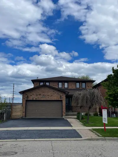 938 Wetherby Lane, Mississauga, On L4w 4s7