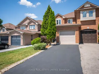 Semi-Detached in Mississauga