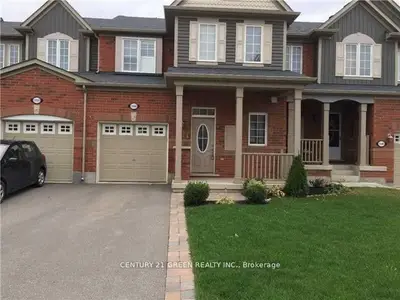 Att/Row/Townhouse in Milton