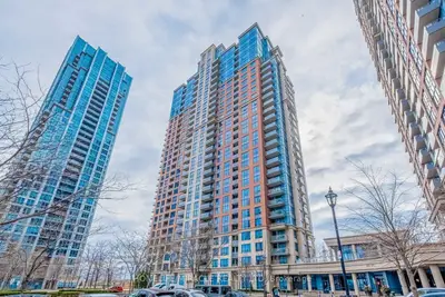 Condo Apartment in Toronto