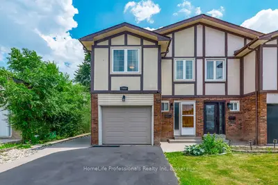Semi-Detached in Mississauga