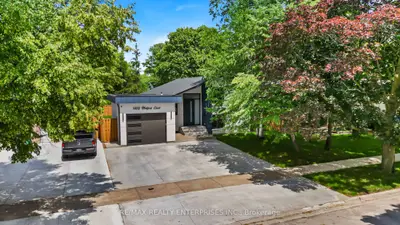 1495 Thetford Court, Mississauga, On L5j 3n2