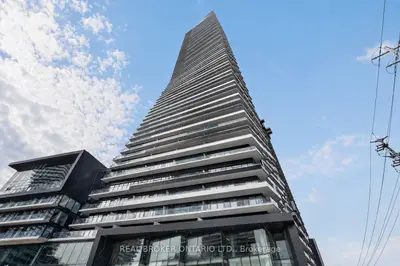 Condo Apartment in Mississauga