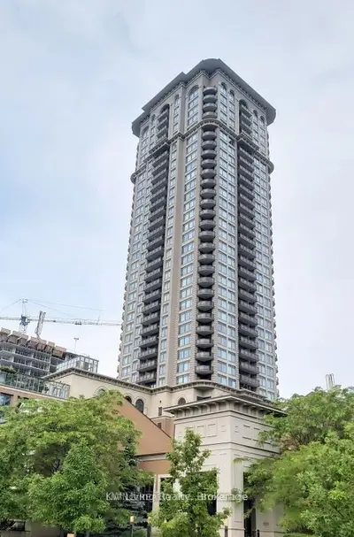 Condo Apartment in Mississauga