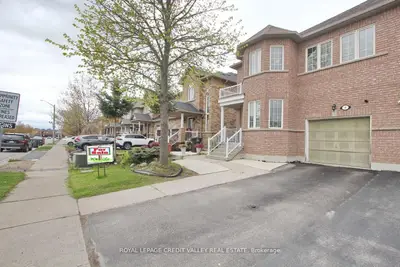 4 Kanata Road, Brampton, On L7a 3r2