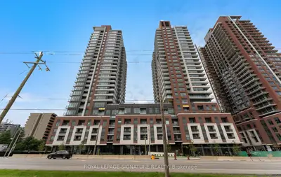 Condo Apartment in Toronto