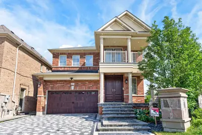 Detached in Brampton