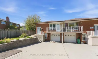7066 Magic Court, Mississauga, On L4t 3a1