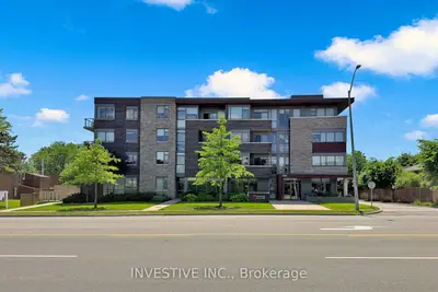 Condo Apartment in Burlington