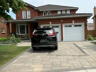 Detached in Mississauga