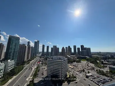 Condo Apartment in Mississauga