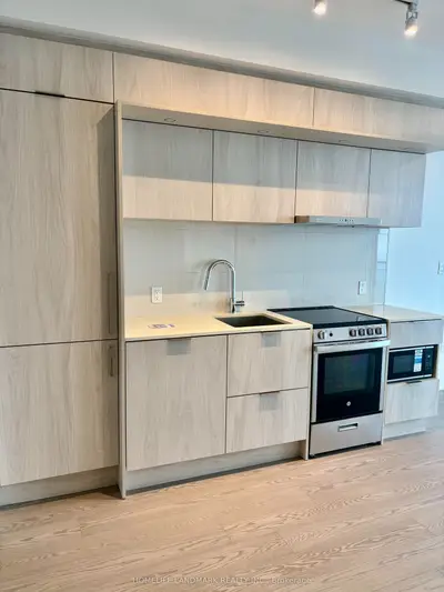 Condo Apartment in Mississauga