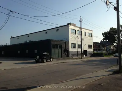 346-348 Ryding Avenue, Toronto, On M6n 1h5