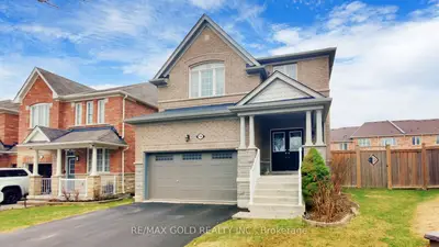 18 Kawana Road, Brampton, On L6y 0w2