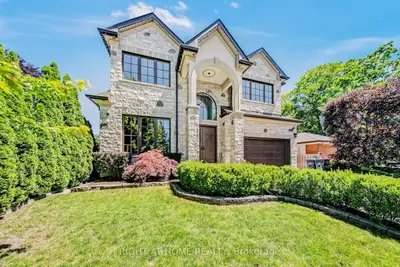 484 Avonwood Drive, Mississauga, On L5g 1y9
