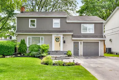 2194 Yorkshire Crescent, Burlington, On L7r 1v7