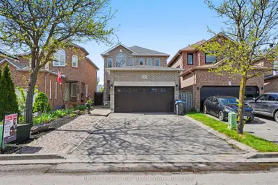 Detached in Caledon