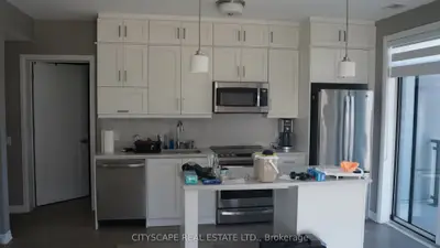 Condo Apartment in Oakville