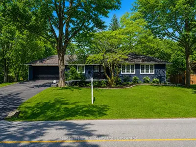 Detached in Oakville