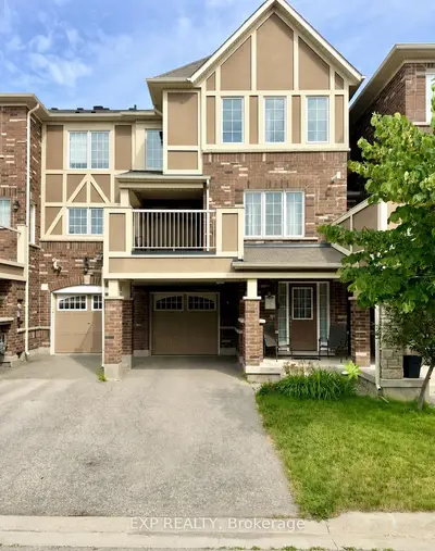 Att/Row/Townhouse in Milton