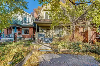 Detached in Toronto