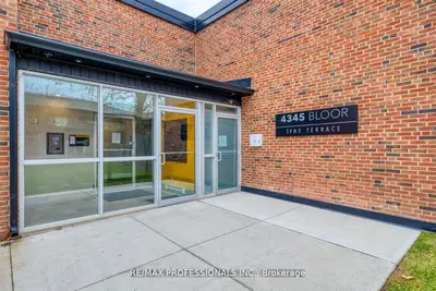 4345 Bloor Street W 51, Toronto, On M9c 2a4