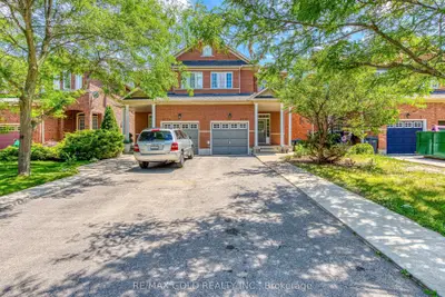 Semi-Detached in Mississauga