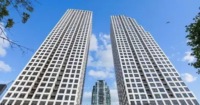 Condo Apartment in Mississauga