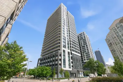 Co-op Apartment in Toronto