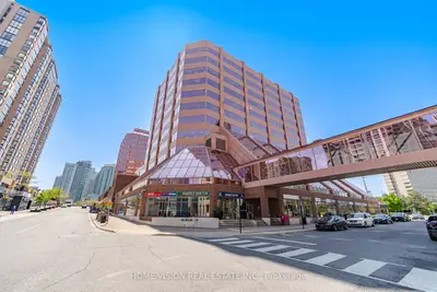 50 Burnhamthorpe Road W 106, Mississauga, On L5b 3c3