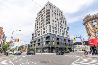 Condo Apartment in Toronto